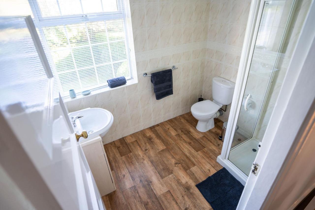 Beautiful Detached Home In Quaint Village Setting Wetherby Bagian luar foto